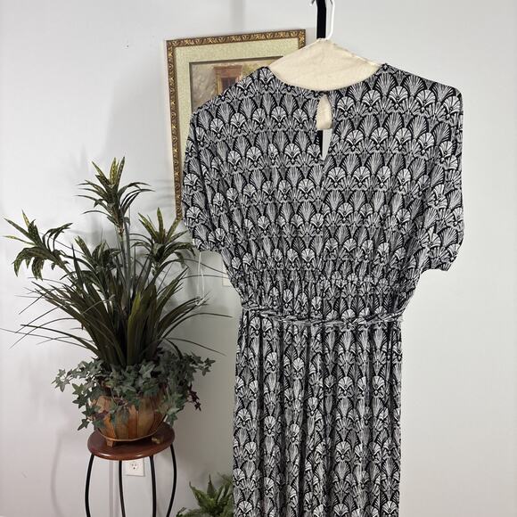 Lane Bryant Women Jumper Wide LegPlus 26-28 V-Neck Sleeveless Peasant Fairy Core - Picture 3 of 7